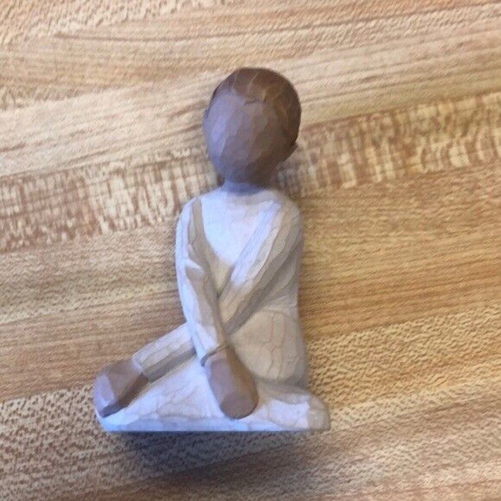 2002 Willow Tree Serenity Sitting Angel Figurine Demdaco Susan Lordi NO WINGS